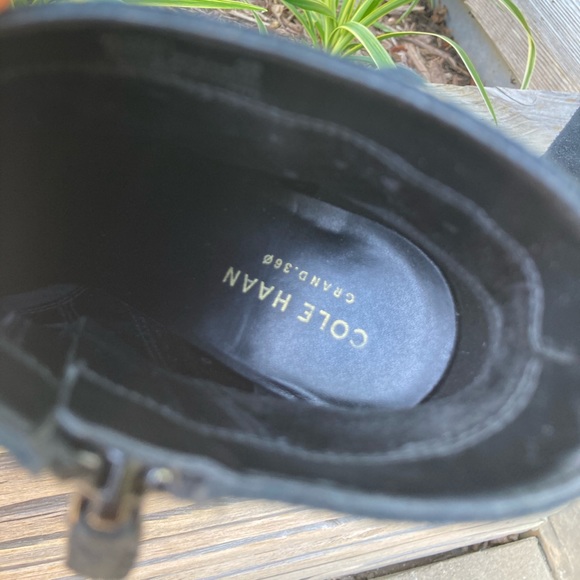 COLE HAAN grand.360 . Booties black women size 6 - Picture 6 of 16